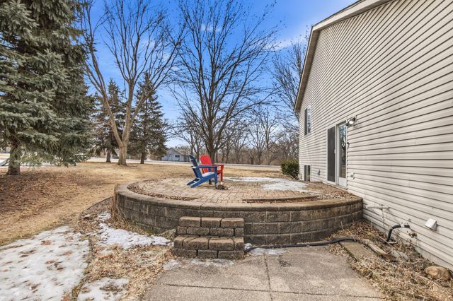 1000 Brook Court, Sauk Rapids, MN 56379