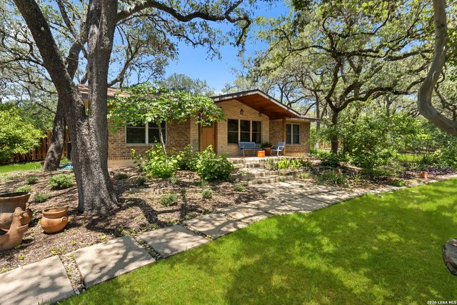 8627 FLINT ROCK DR, Boerne, TX 78006