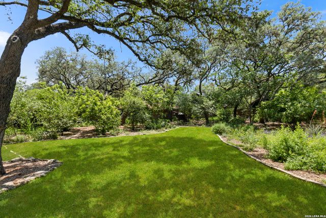 8627 FLINT ROCK DR, Boerne, TX 78006