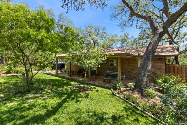 8627 FLINT ROCK DR, Boerne, TX 78006