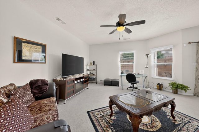 504 Kally Court NE, Albuquerque, NM 87123