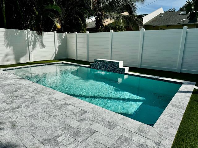 1250 SE 2nd St 1250, Fort Lauderdale, FL 33301