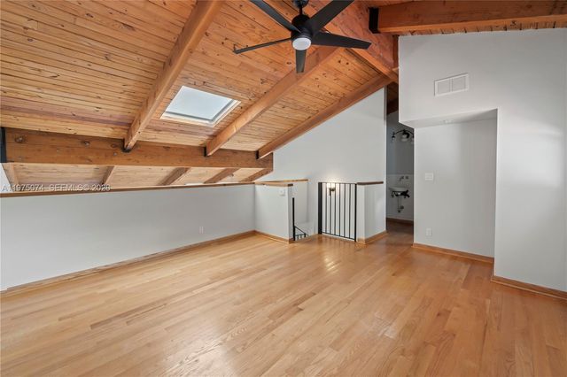 1250 SE 2nd St 1250, Fort Lauderdale, FL 33301