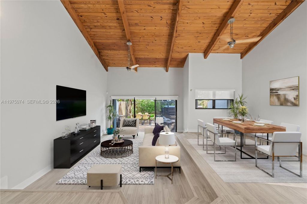 1250 SE 2nd St 1250, Fort Lauderdale, FL 33301