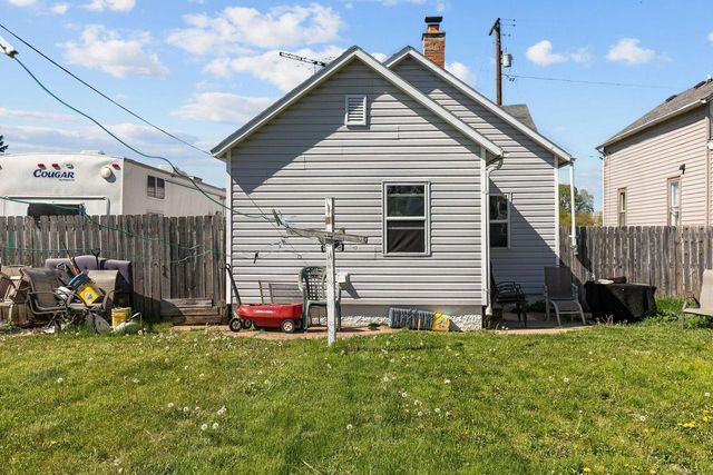 543 W 4th AVENUE, Oshkosh, WI 54902