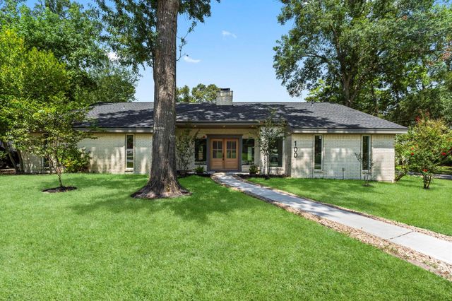 100 Kirkwood Lane, Conroe, TX 77304