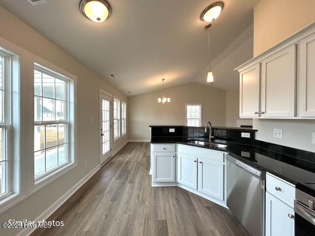 825 Hidden Bridge Drive, Jacksonville, NC 28546