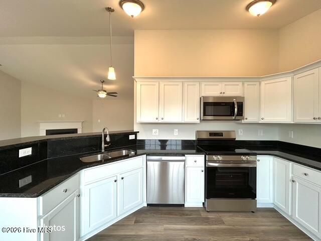 825 Hidden Bridge Drive, Jacksonville, NC 28546