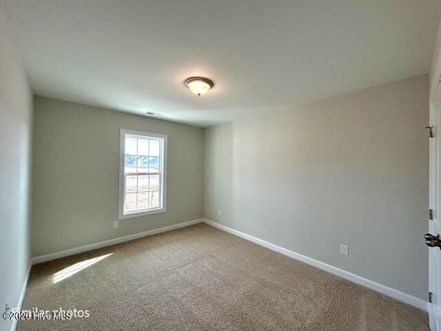 825 Hidden Bridge Drive, Jacksonville, NC 28546