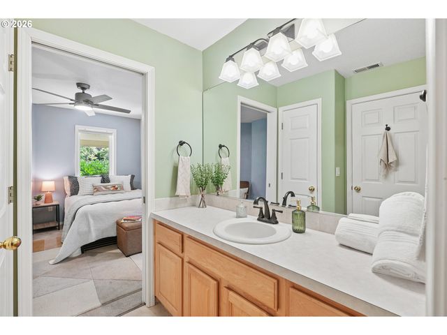 3106 Ne 108TH Cir, Vancouver, WA 98686