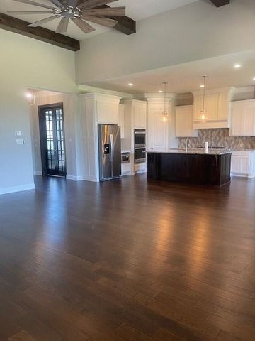 1036 Timber Hills Drive, Weatherford, TX 76087