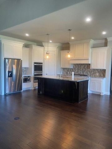 1036 Timber Hills Drive, Weatherford, TX 76087