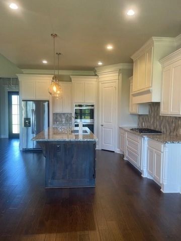 1036 Timber Hills Drive, Weatherford, TX 76087