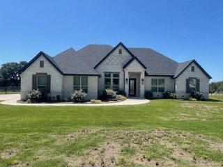 1036 Timber Hills Drive, Weatherford, TX 76087
