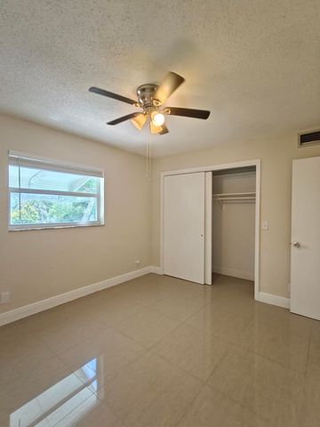 228 N Federal Highway, Lake Worth Beach, FL 33460