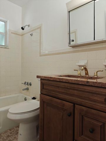 228 N Federal Highway, Lake Worth Beach, FL 33460