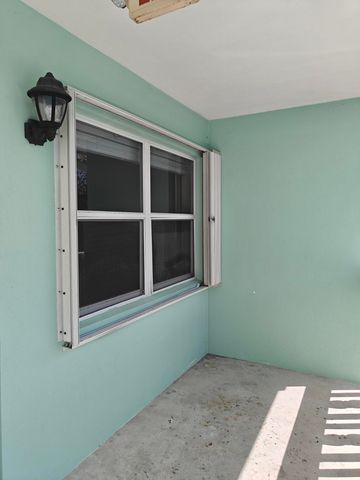 228 N Federal Highway, Lake Worth Beach, FL 33460