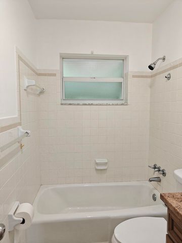 228 N Federal Highway, Lake Worth Beach, FL 33460