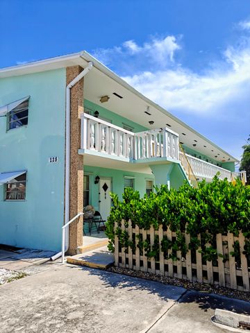 228 N Federal Highway, Lake Worth Beach, FL 33460