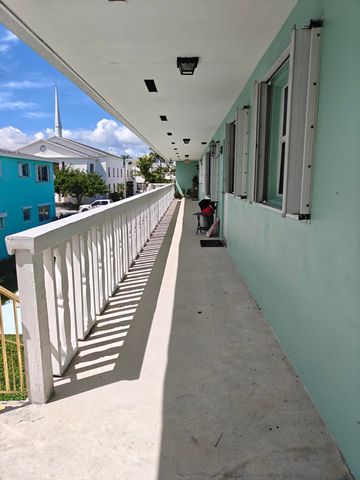 228 N Federal Highway, Lake Worth Beach, FL 33460