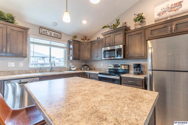 14802 S 19th Street, Bellevue, NE 68123