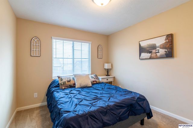 14802 S 19th Street, Bellevue, NE 68123