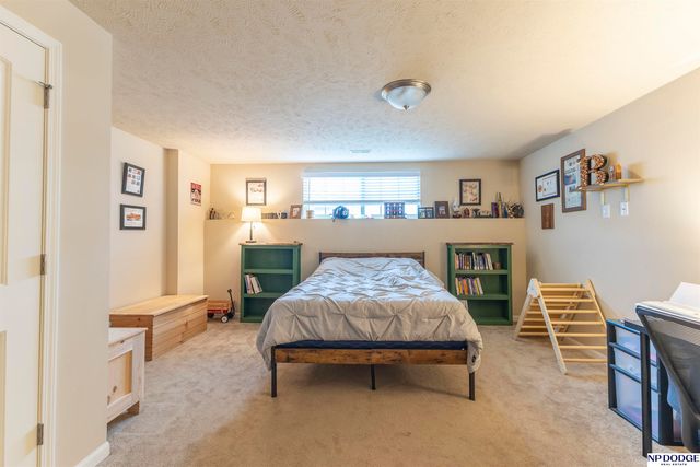 14802 S 19th Street, Bellevue, NE 68123