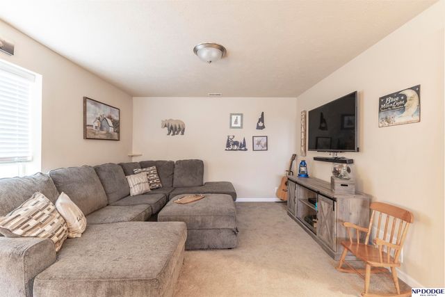 14802 S 19th Street, Bellevue, NE 68123
