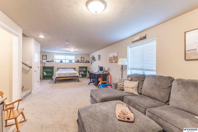 14802 S 19th Street, Bellevue, NE 68123