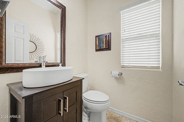 2519 W LUCIA Drive, Phoenix, AZ 85085