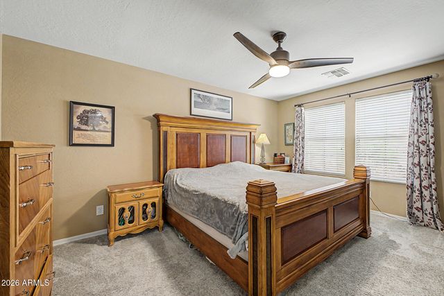 2519 W LUCIA Drive, Phoenix, AZ 85085