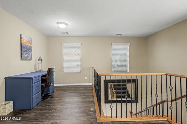2519 W LUCIA Drive, Phoenix, AZ 85085