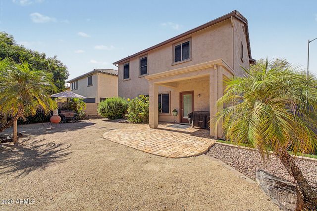 2519 W LUCIA Drive, Phoenix, AZ 85085