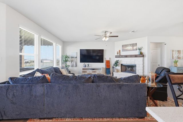 123 Croft Court, Decatur, TX 76234