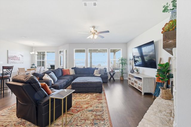 123 Croft Court, Decatur, TX 76234