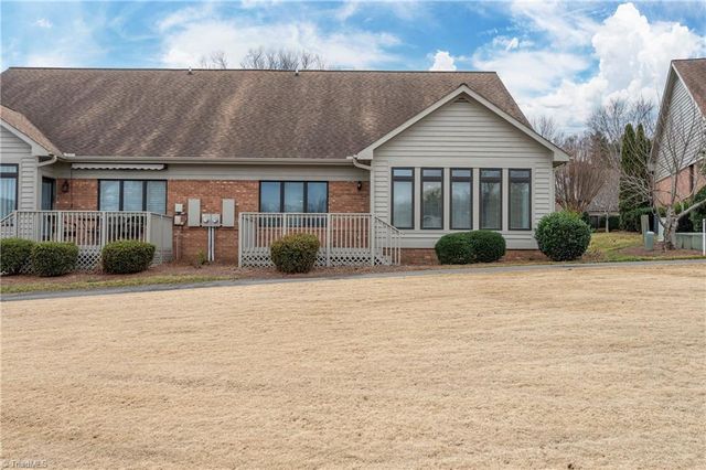 333 Hollybrook Drive, Bermuda Run, NC 27006