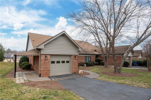 333 Hollybrook Drive, Bermuda Run, NC 27006