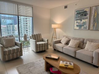 31 SE 6th St 2407, Miami, FL 33131