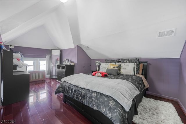 724 Floral Ave, Elizabeth City, NJ 07208