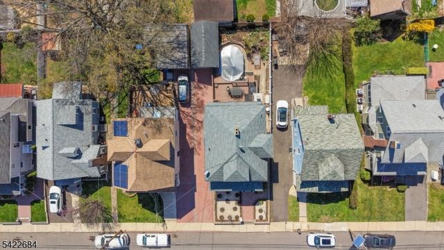 724 Floral Ave, Elizabeth City, NJ 07208