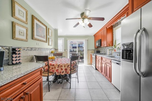 724 Floral Ave, Elizabeth City, NJ 07208