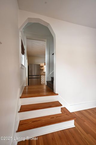 837 Reading Rd, Louisville, KY 40217