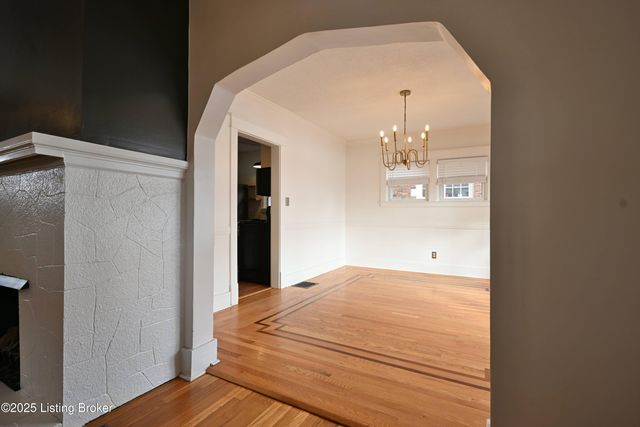 837 Reading Rd, Louisville, KY 40217