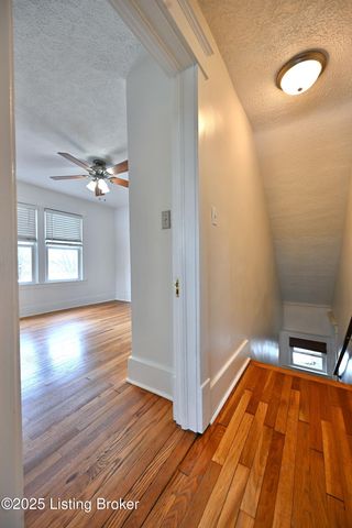 837 Reading Rd, Louisville, KY 40217