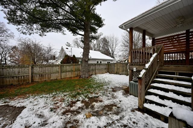 837 Reading Rd, Louisville, KY 40217