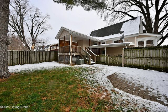 837 Reading Rd, Louisville, KY 40217