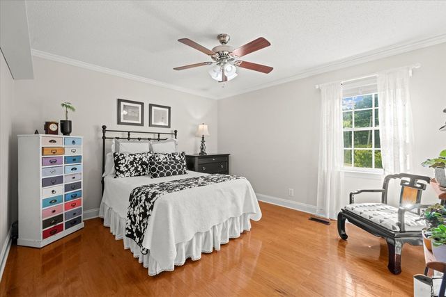 3016 E Brookhaven Circle, Dalton, GA 30720