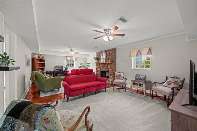 3016 E Brookhaven Circle, Dalton, GA 30720
