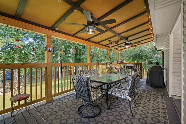 3016 E Brookhaven Circle, Dalton, GA 30720