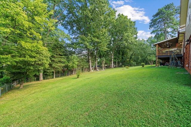 3016 E Brookhaven Circle, Dalton, GA 30720